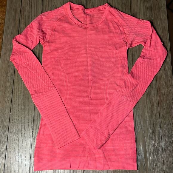 Lululemon Swiftly long sleeve running shirt size 4 pink with thumb holes - Picture 1 of 7